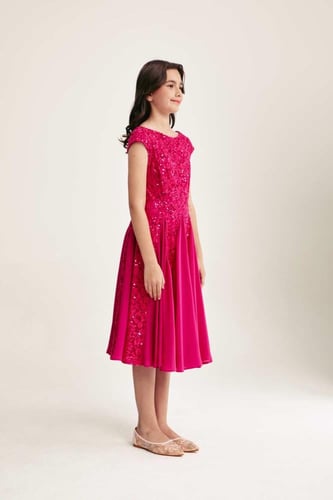 فستان ترتر بكسرات