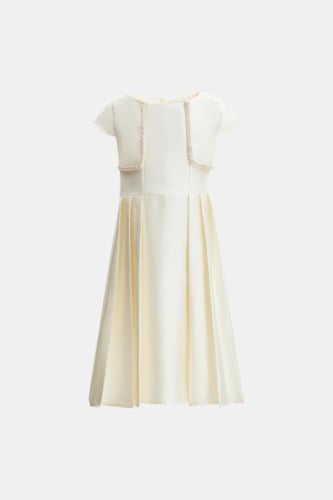 فستان بأكمام قصيرة مزين بالخرز