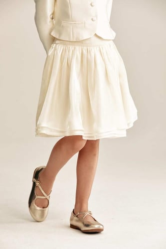 تنورة ميدي بتصميم طبقات