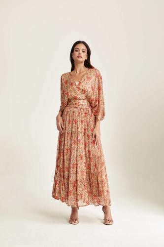 تنورة مزينة بطبعات بلمعة