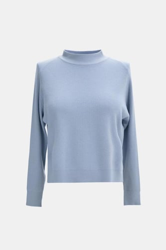 بلوزة محبوكة بياقة عالية