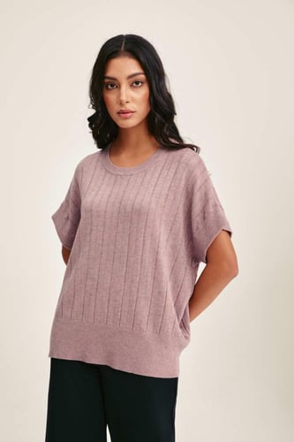 بلوزة فضفاضة بأكمام قصيرة