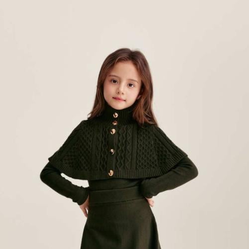 بلوزة محبوكة كيب