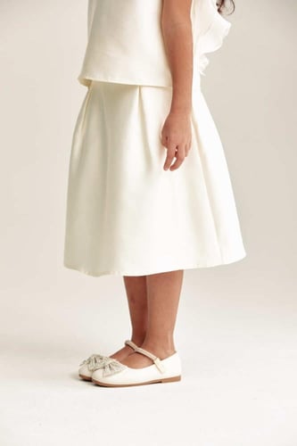 تنورة تفتا بقصة واسعة