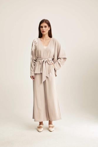 بنطلون واسع بخصر مطاطي