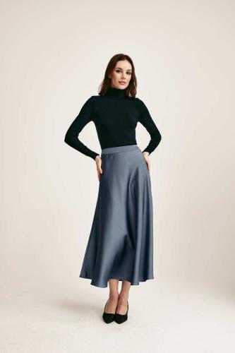 تنورة بقصة كلوش