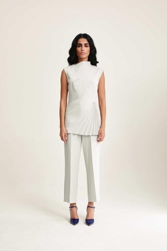 بنطلون سادة بقصة مستقيمة