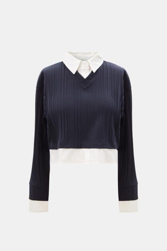 بلوزة بتصميم قطعتين