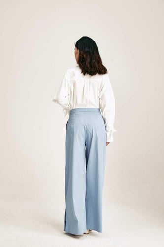 بنطلون واسع بخصر مرتفع