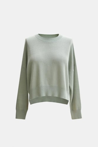 بلوزة بأكتاف منسدلة