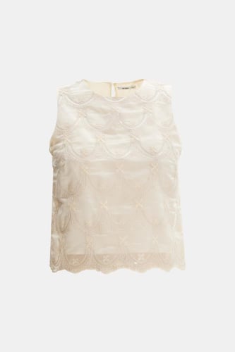 بلوزة مطرزة بلا أكمام