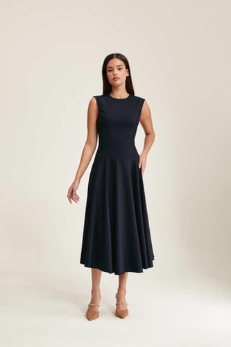 فستان دنيم بلا أكمام