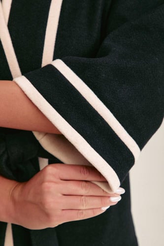 جاكيت بحزام ربط