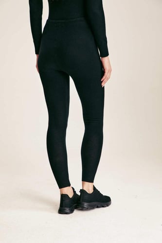 بنطلون ليقنز بيسك