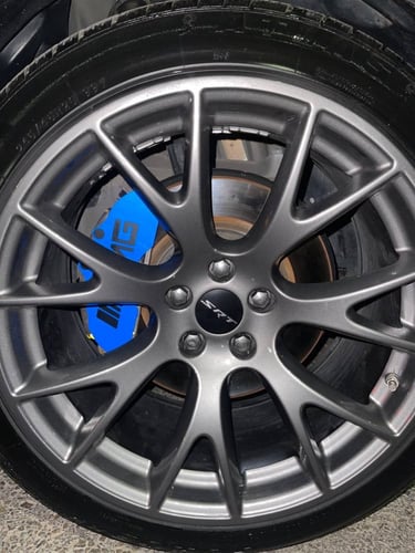 غطاء فحمات ( كليبر ) عاكس طقم عدد اربع حبات يركب ج...