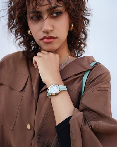 ‎ ساعة نسائية إمزوري بلون أخضر