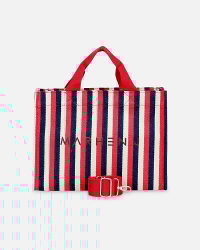 ‎ شنطة نسائية بتصميم واسع عملي