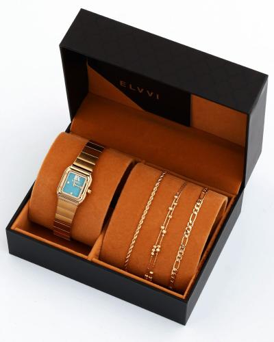 هدية نسائية الفي اند كو مميزة باللون الذهبي