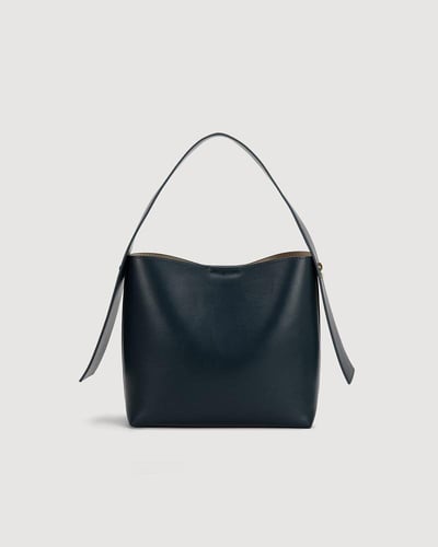 شنطة نسائية الفي اند كو من الجلد بلون أزرق