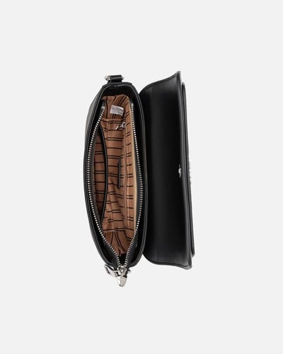 شنطة نسائية الفي اند كو باللون الأسود