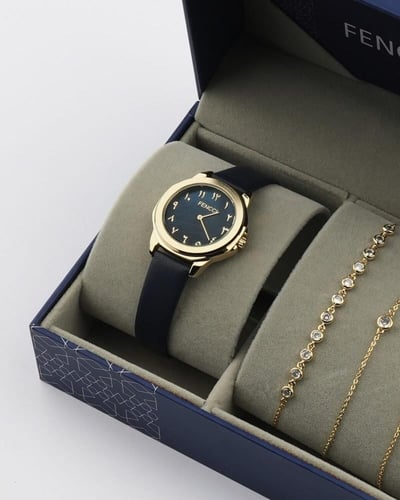 هدية نسائية فينشي مميزة ساعة من الجلد وأساور