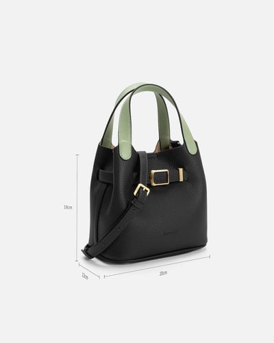 شنطة نسائية الفي اند كو باللون الأسود