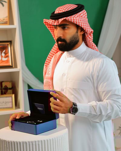 ‎ هدية رجالية فاخرة فينشي