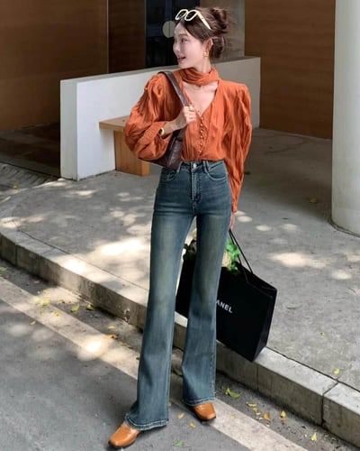 ‎ بنطلون جينز نسائي الفي اند كو بلون أزرق