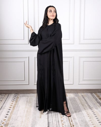 ‎ عباية نسائية زايروس راقية بلون أسود
