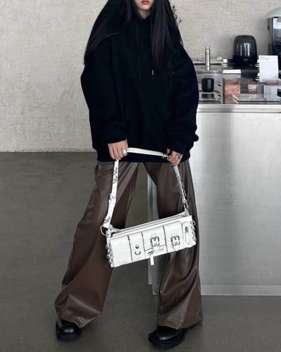 ‎ هودي نسائي الفي اند كو بتصميم مميز بلون أسود