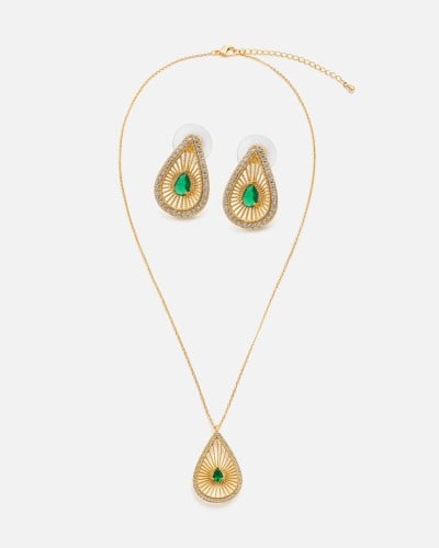  طقم نسائي أنيق بلون ذهبي