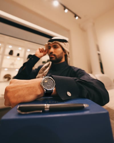 ‎ هدية رجالية فاخرة فينشي