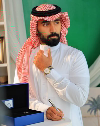 ‎ هدية رجالية مميزة فينشي