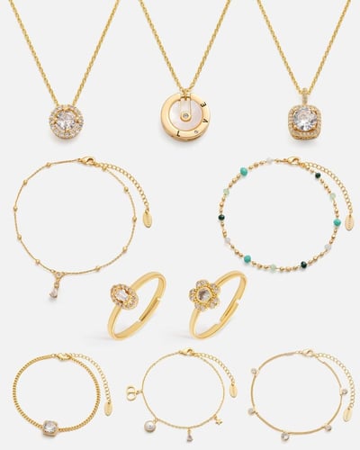 هدية نسائية إمزوري شنطة وساعة واكسسوارات