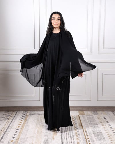‎ عباية نسائية زايروس باللون الأسود