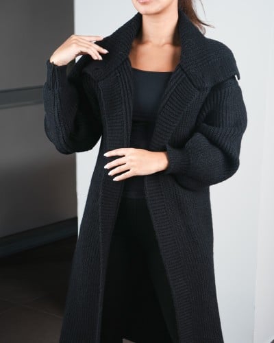 ‎ كوت نسائي الفي اند كو عصري باللون الأسود