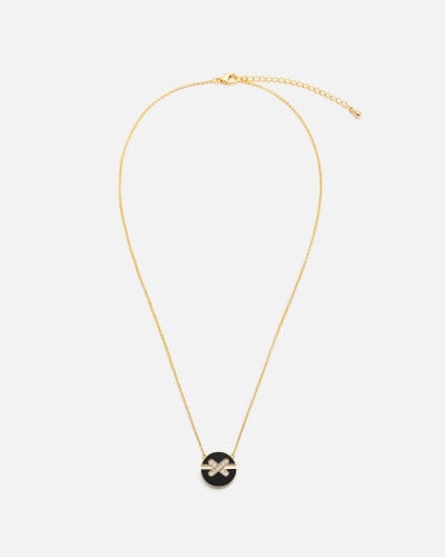 ‎ سلسال نسائي جذاب بلون ذهبي