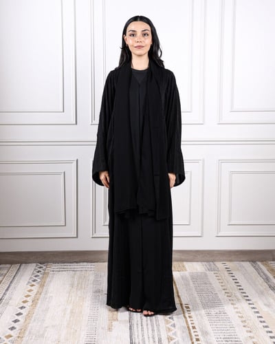 ‎ عباية نسائية زايروس بتصميم عملي أسود