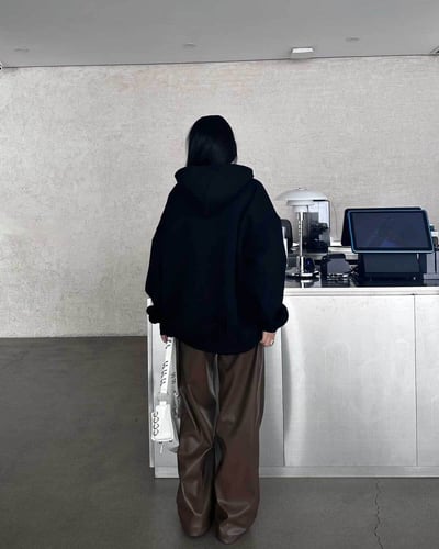 ‎ هودي نسائي الفي اند كو بتصميم مميز بلون أسود