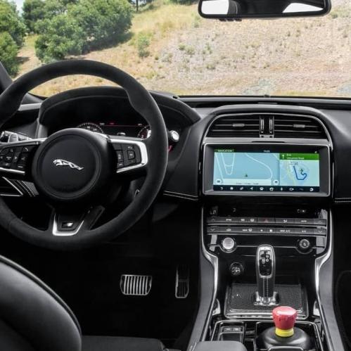 شاشة Jaguar XE كاربلاي 2014-2020