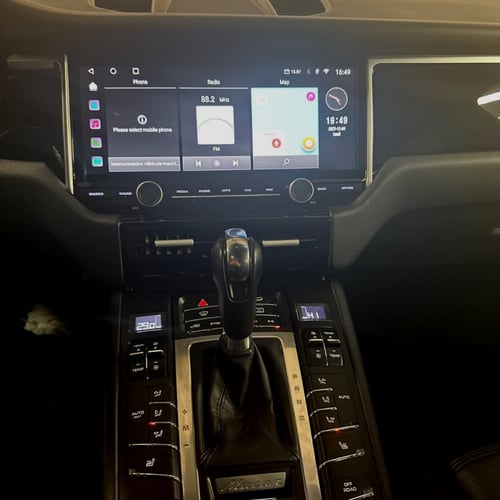 داخلية بوروش Macan شاشة وديكور