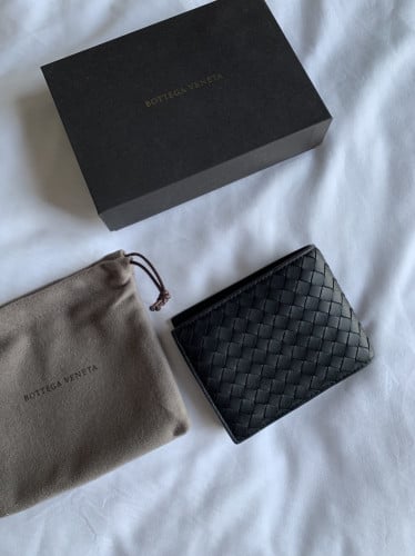 Bottega veneta محفظة