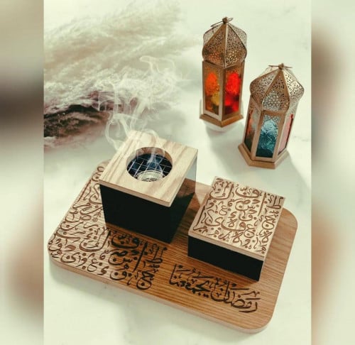 مبخرة مع علبة البخور