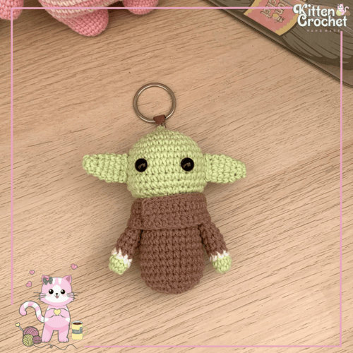 ميدالية يودا baby yoda