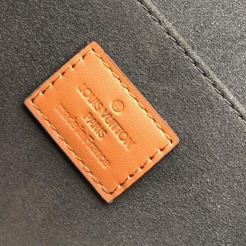 لويس فيتون Dauphine MM