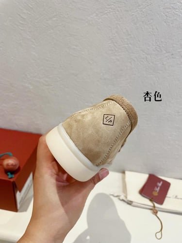 حذاء نسائي موكاسين لوروبيانا