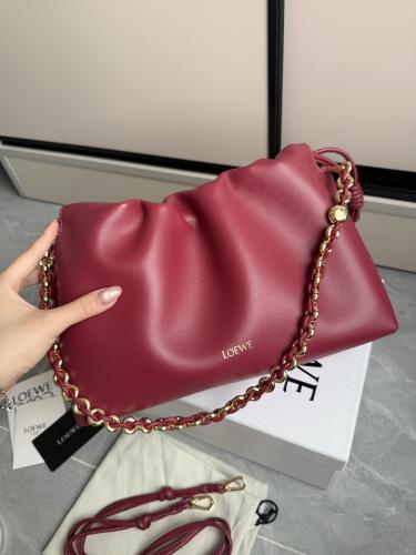 شنطة Paseo LOEWE