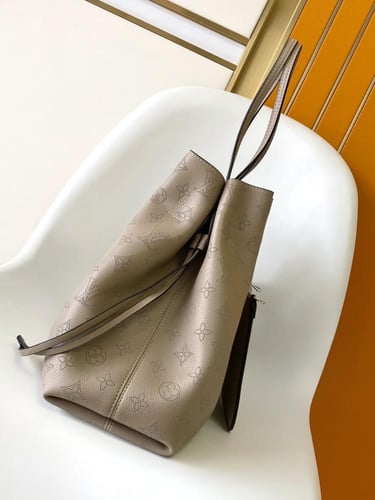 شنطة لويس فيتون Boundless