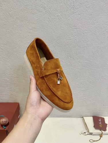 حذاء نسائي موكاسين لوروبيانا