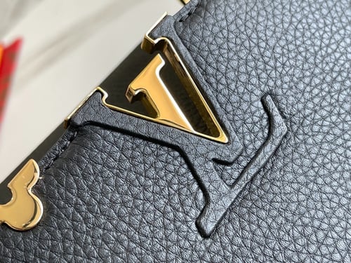 لويس CAPUCINES ماستر